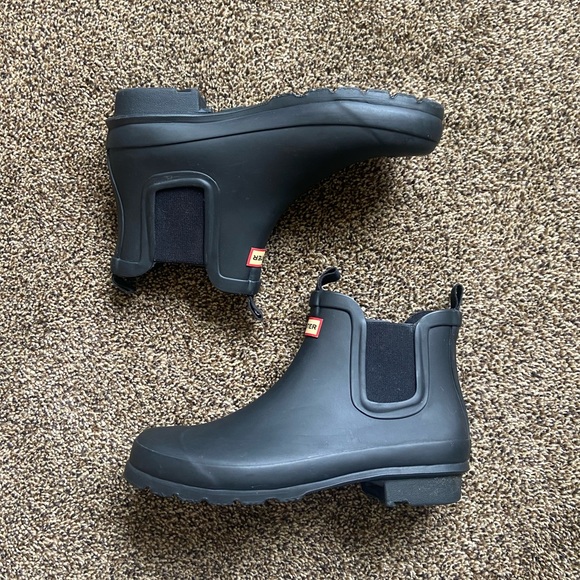 HUNTER Big Kids Original Chelsea Boots Size 5 - Picture 2 of 9